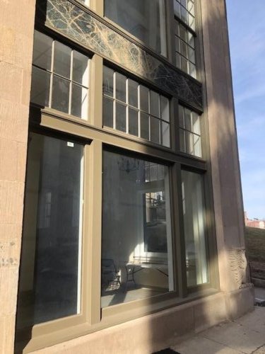 Showing right side windows